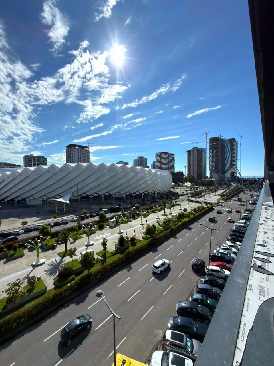Стадион Batumi Arena и проспект Жиули Шартава
